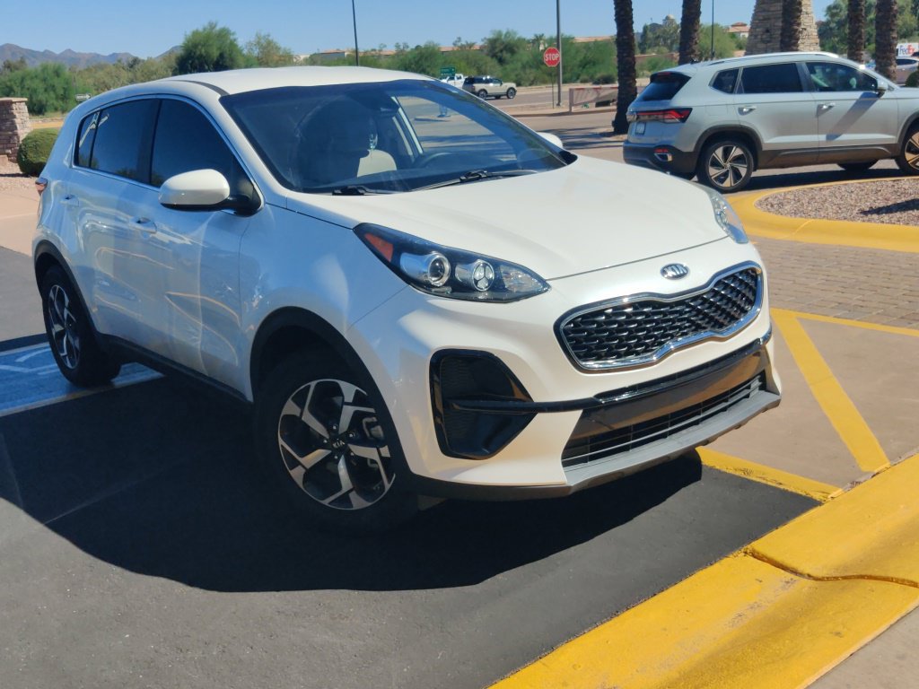 Used 2021 Kia Sportage LX FWD image 3