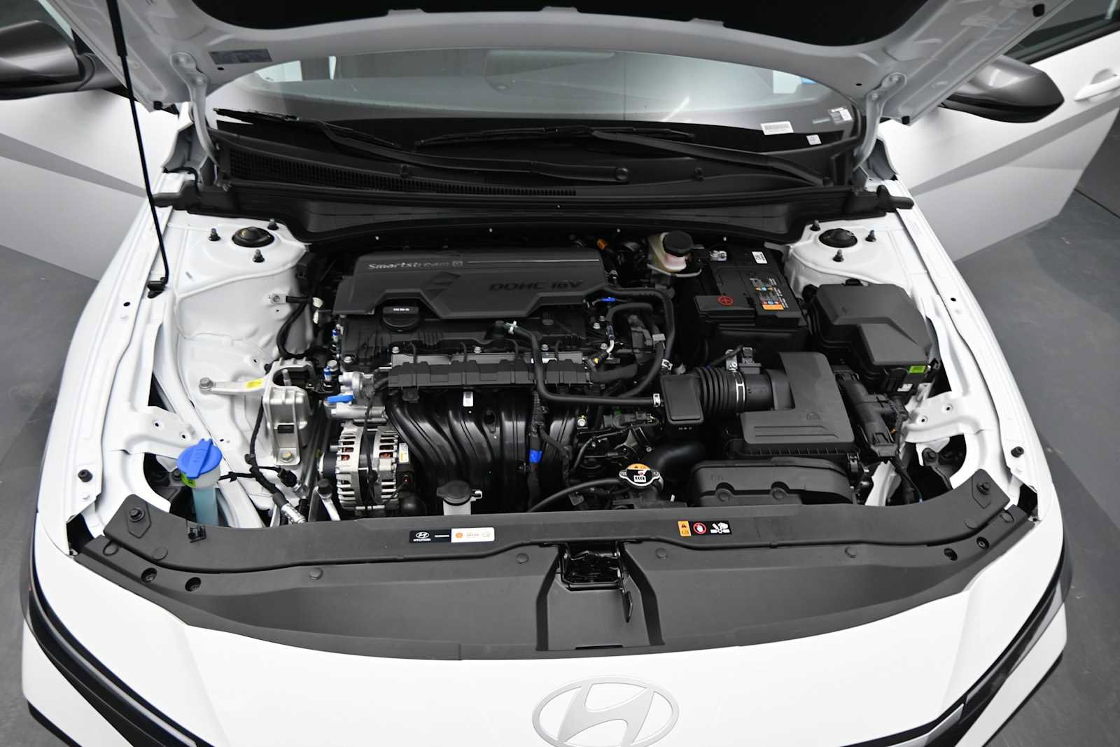 New 2026 Hyundai Elantra SEL Sport FWD image 26