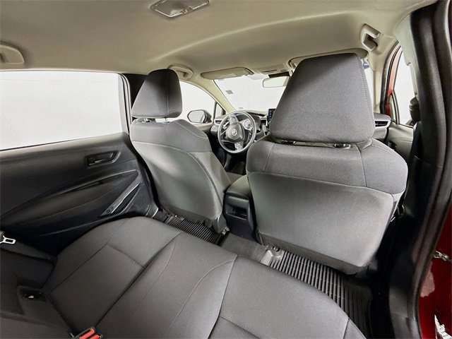 Used 2022 Toyota Corolla LE image 30