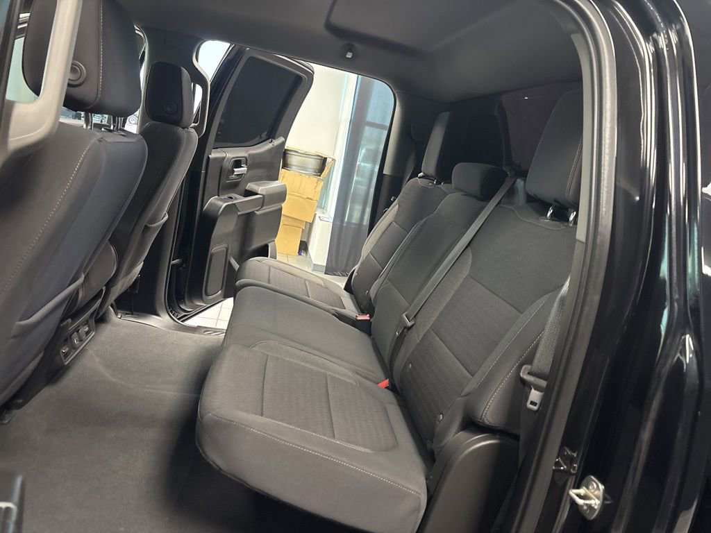 Used 2021 Chevrolet Silverado 1500 LT AWD/4WD image 26
