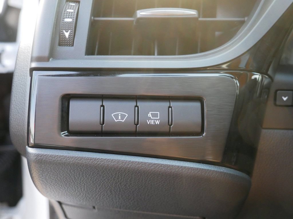 Certified 2025 Lexus ES 350 Ultra Luxury w/ Accessory Package (Z2) FWD image 18