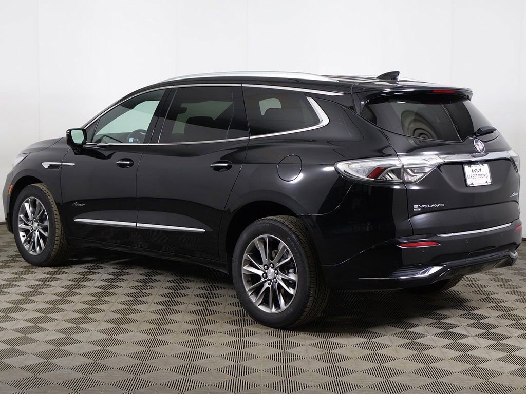 Used 2022 Buick Enclave Avenir w/ Avenir Technology Package image 16