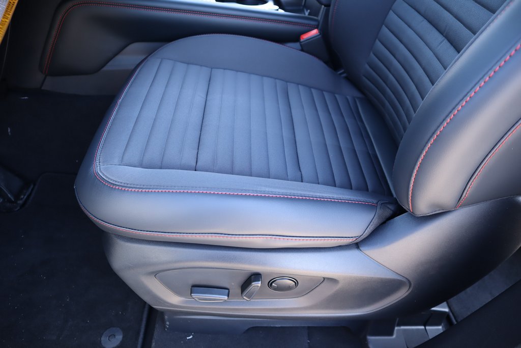 New 2026 Ford Explorer ST-Line w/ ST-Line Street Pack RWD image 13
