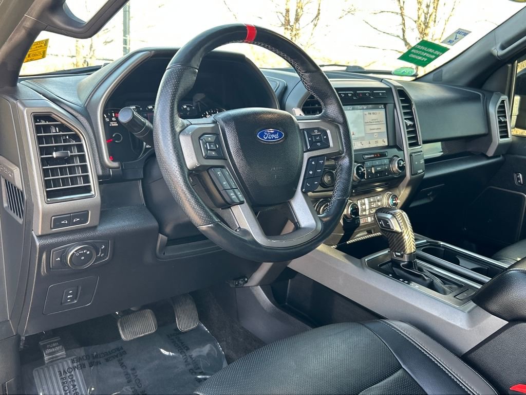 Used 2018 Ford F150 Raptor w/ Equipment Group 802A Luxury image 9