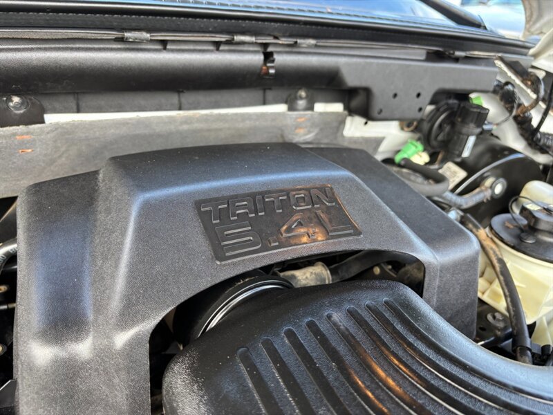 Used 2003 Ford F150 Lariat image 19