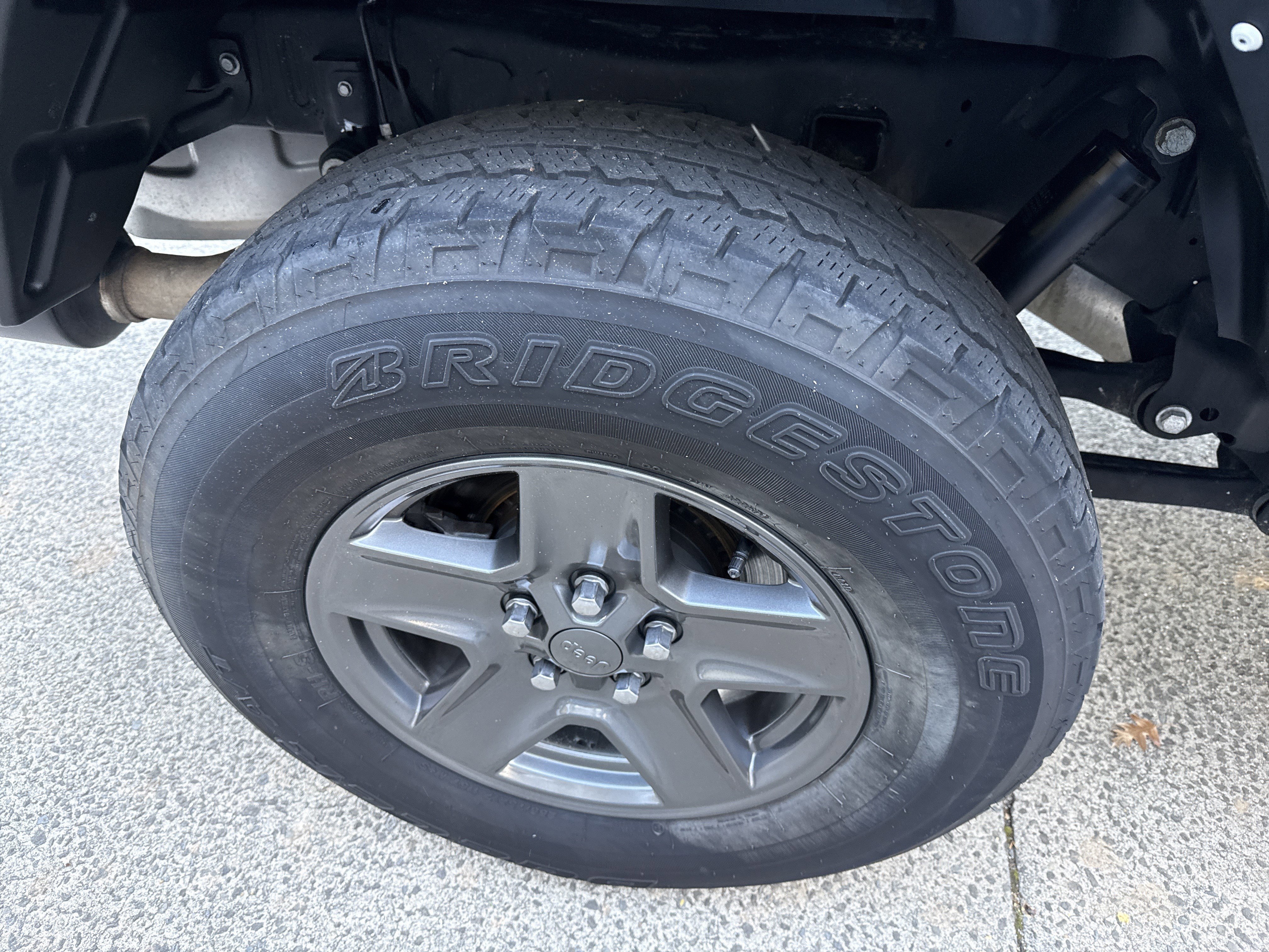 Used 2022 Jeep Gladiator Sport image 19