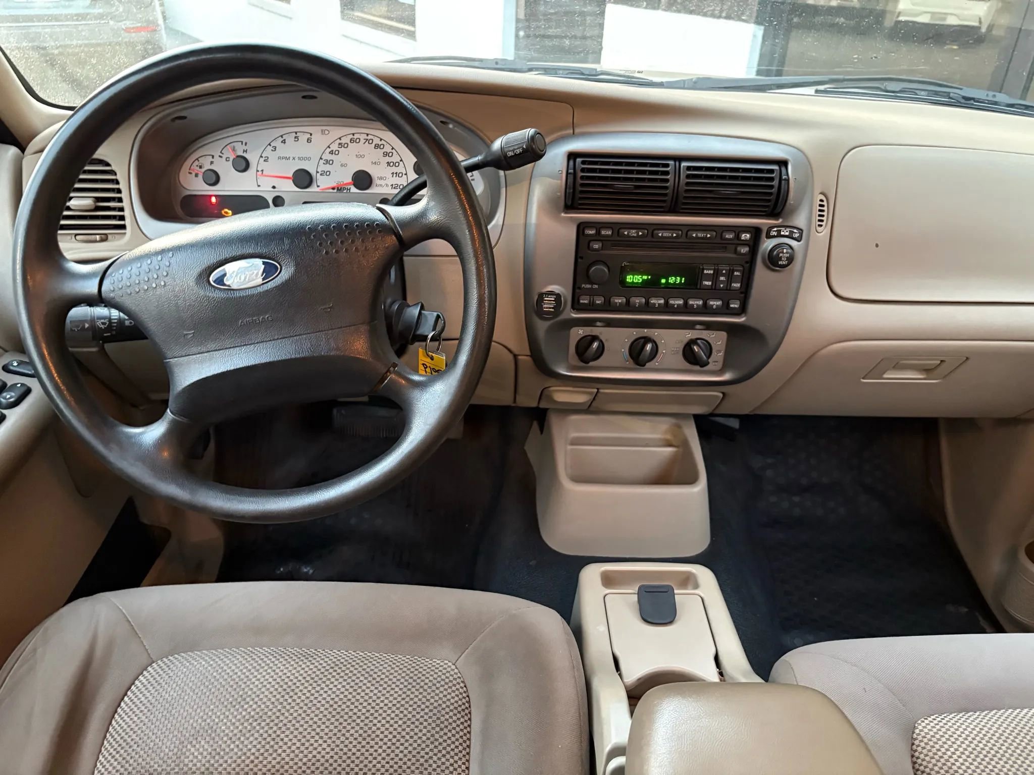 Used 2005 Ford Explorer Sport Trac XLS RWD image 23