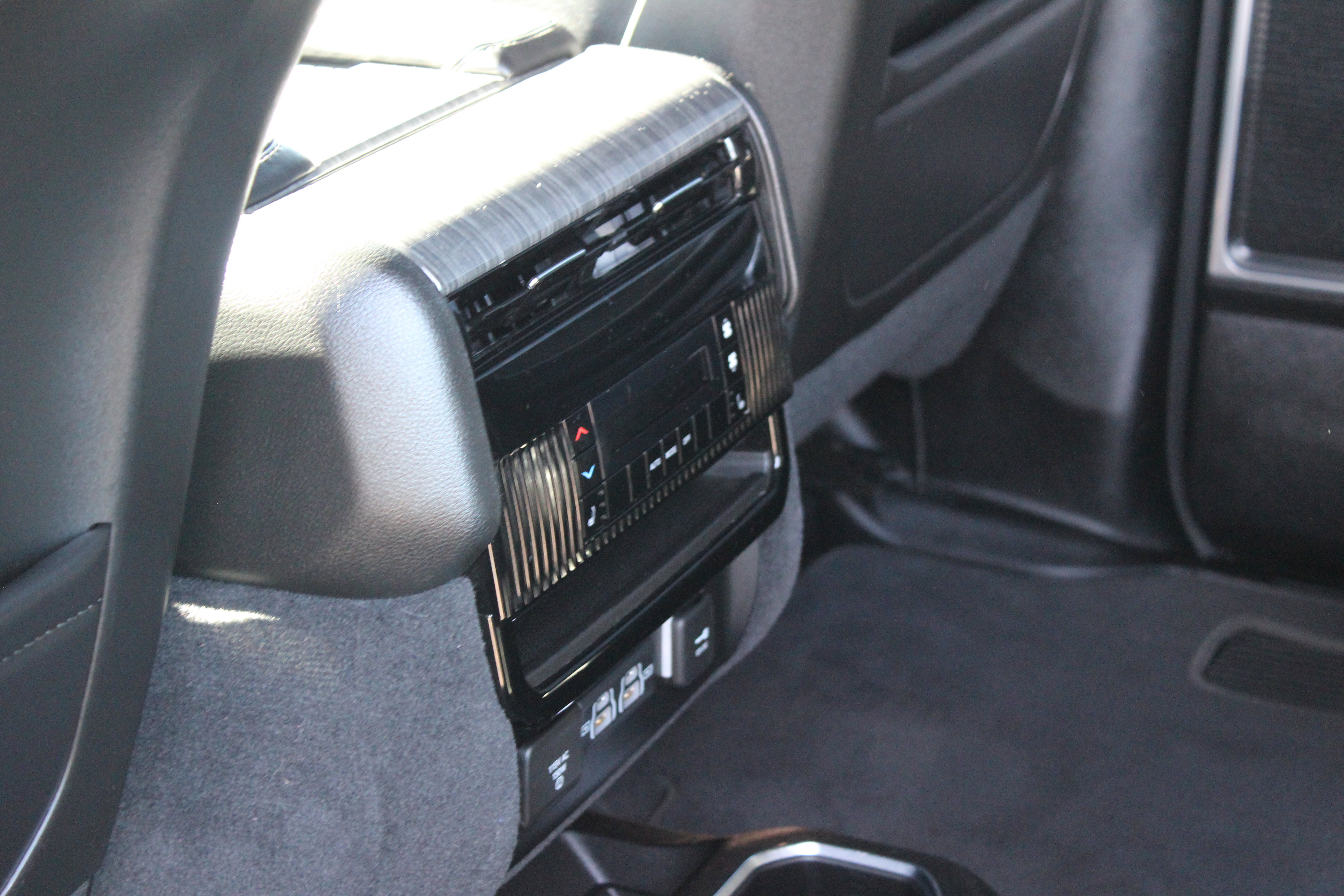 Used 2022 Jeep Wagoneer Series III w/ Convenience Group I image 27