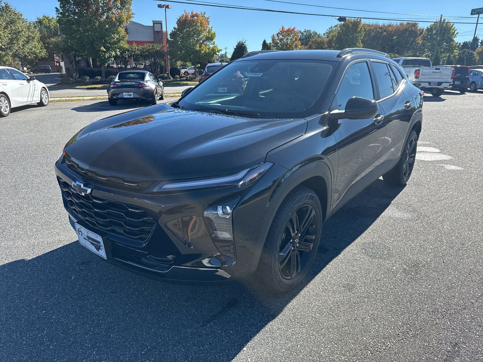 New 2026 Chevrolet Trax ACTIV FWD image 2