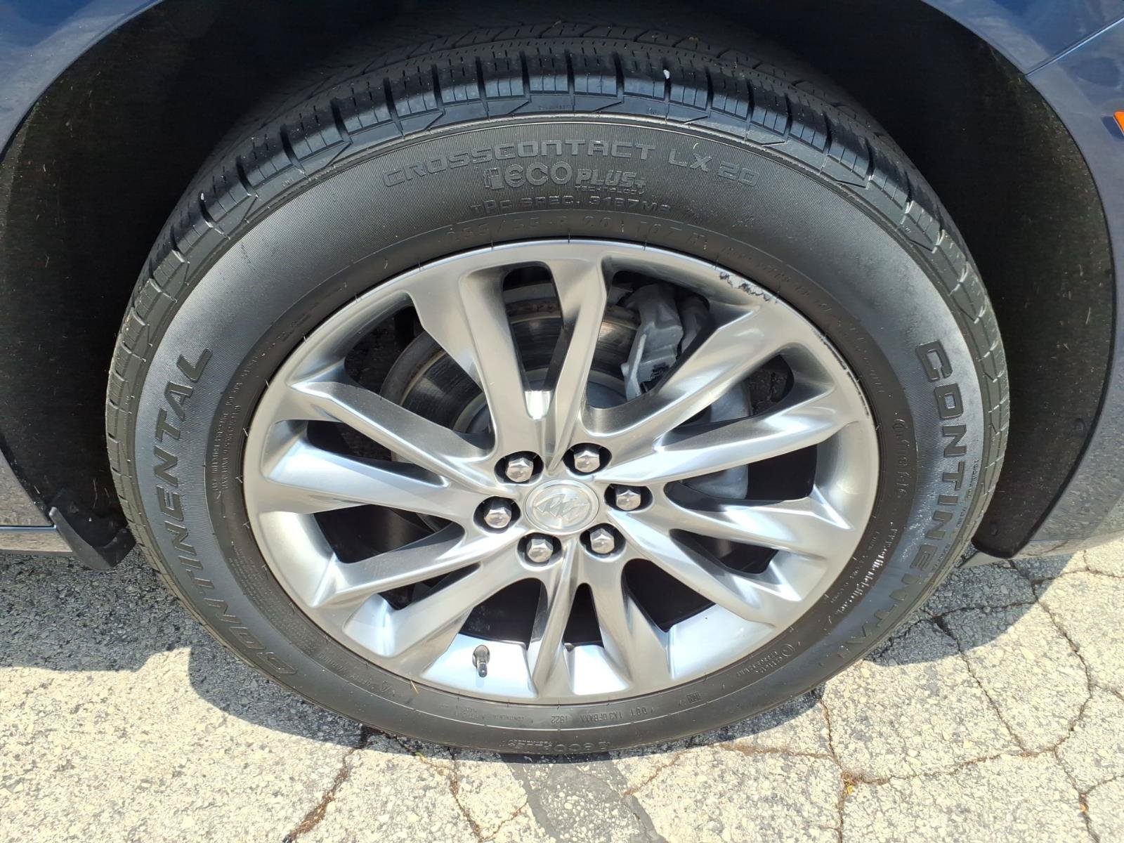 Used 2022 Buick Enclave Avenir w/ Avenir Technology Package AWD/4WD image 8