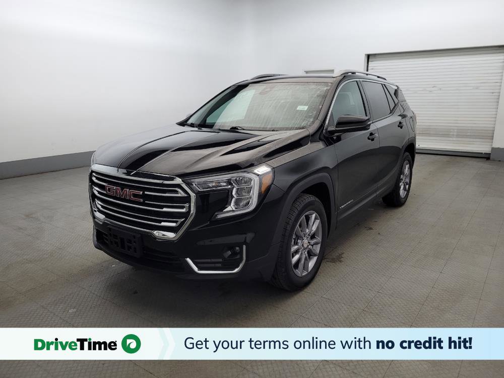 Used 2024 GMC Terrain SLT image 1