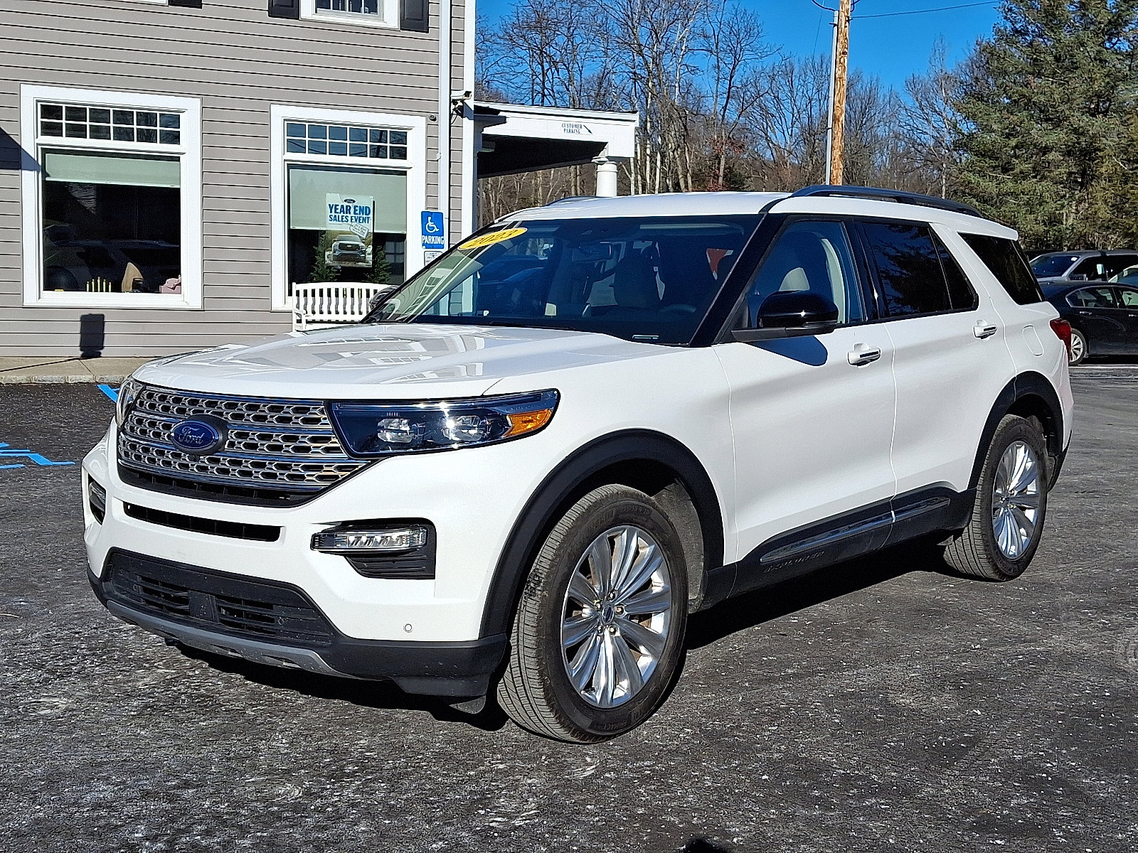 Used 2023 Ford Explorer Limited w/ Limited Technology Package