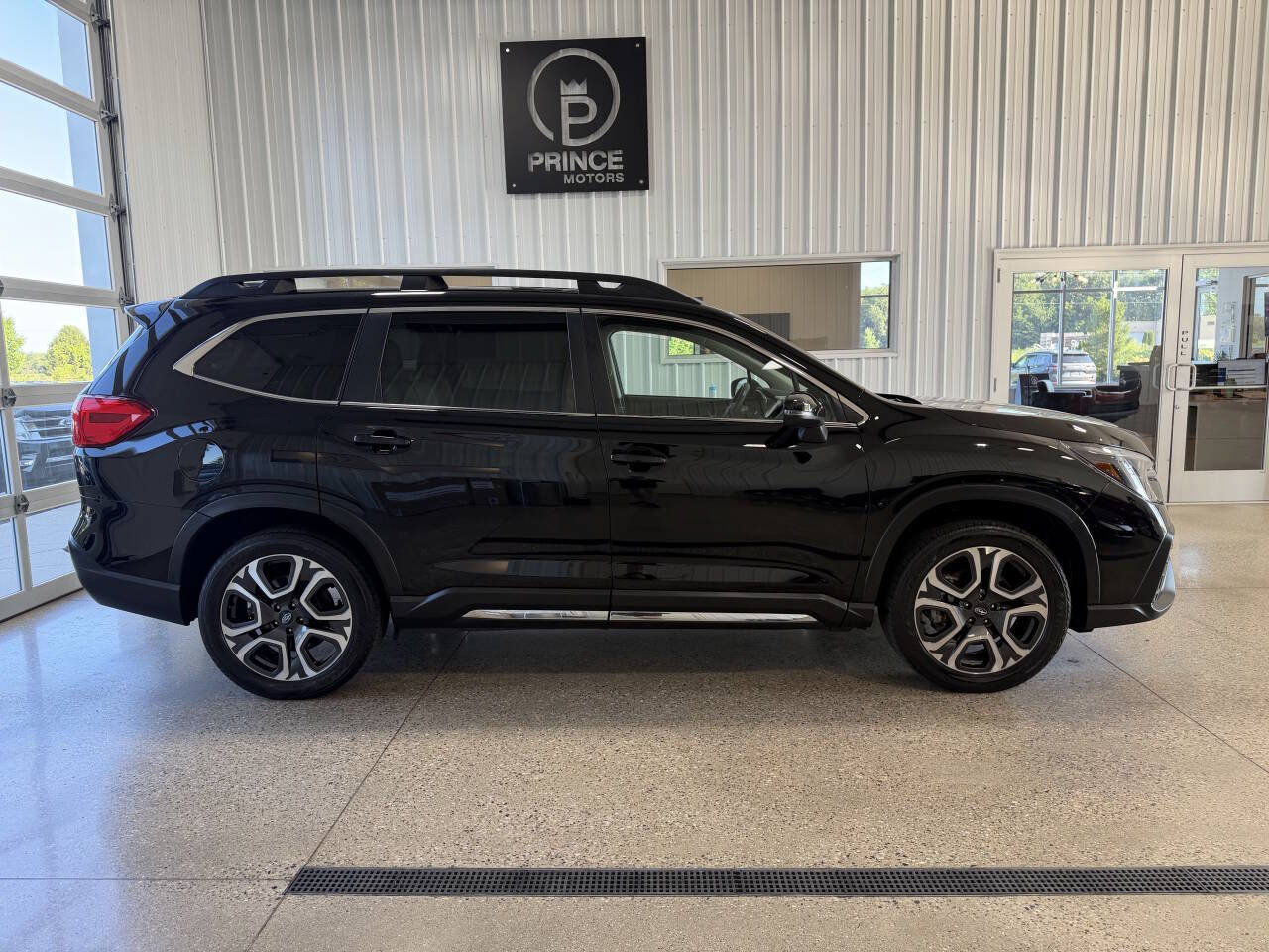 Used 2023 Subaru Ascent Limited AWD/4WD image 20