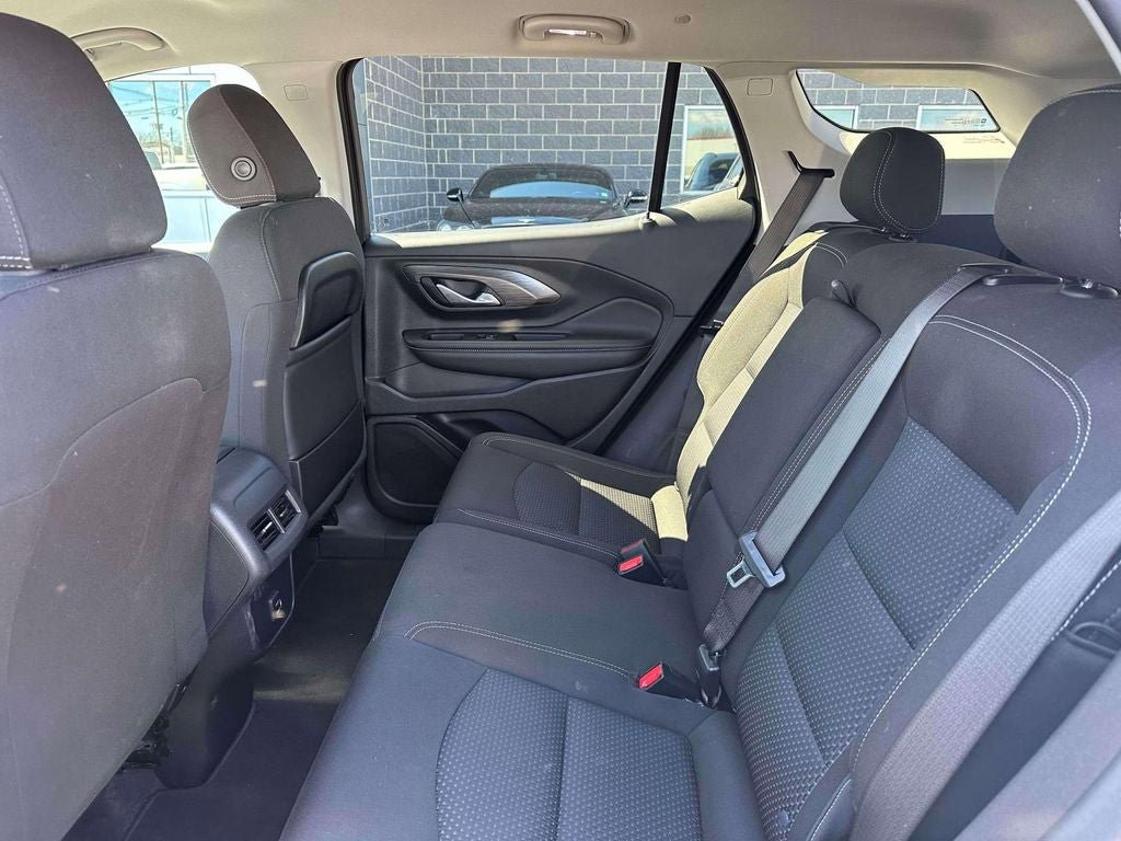 Used 2024 GMC Terrain SLE image 10