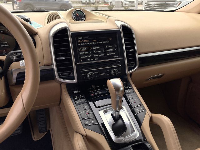 Used 2013 Porsche Cayenne Diesel AWD/4WD image 12