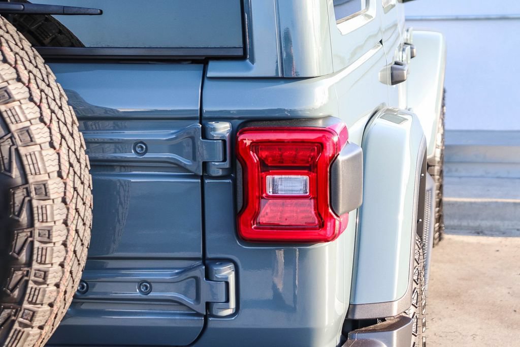 New 2026 Jeep Wrangler Unlimited Sahara AWD/4WD image 10