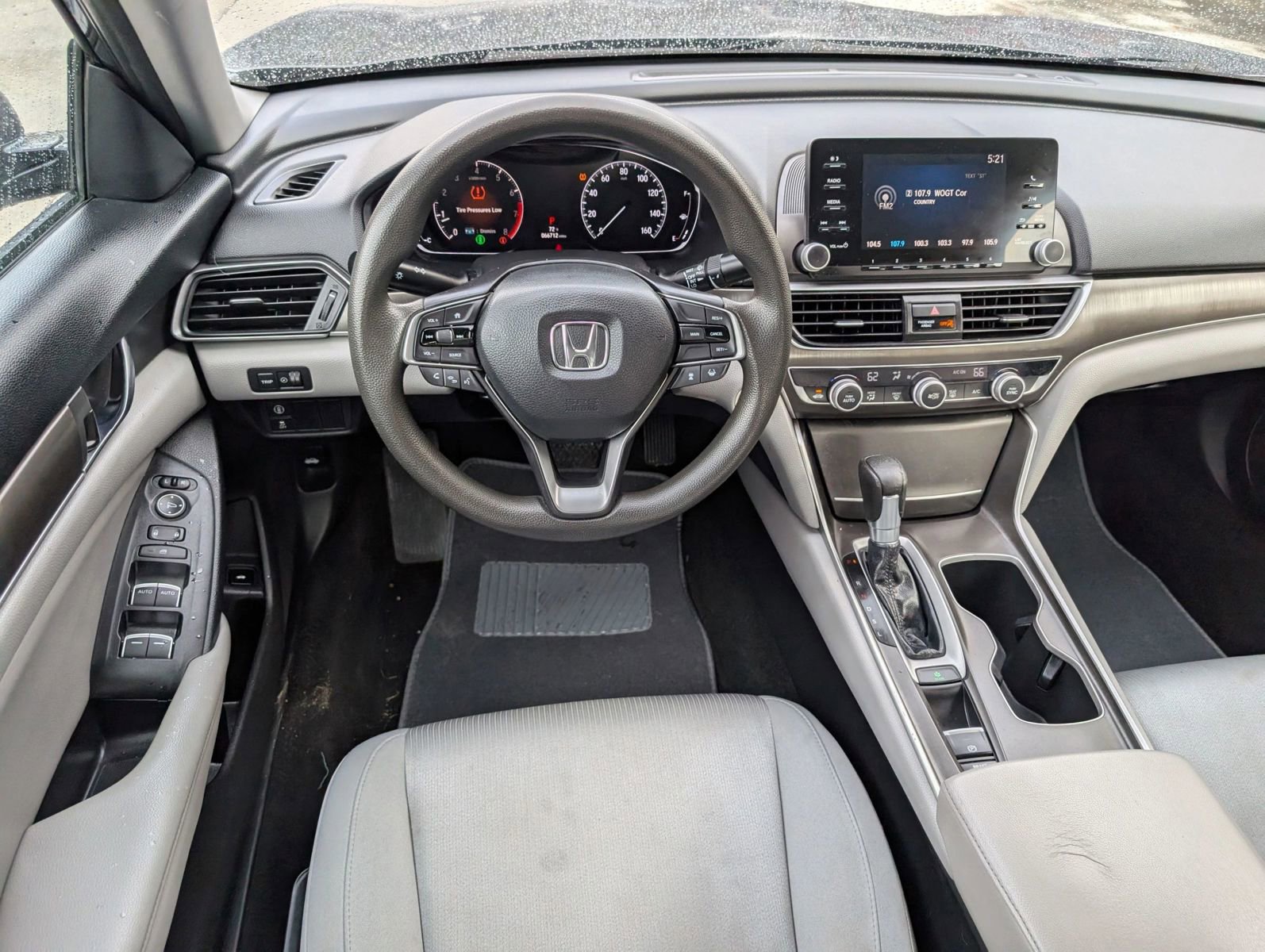 Used 2018 Honda Accord LX image 14