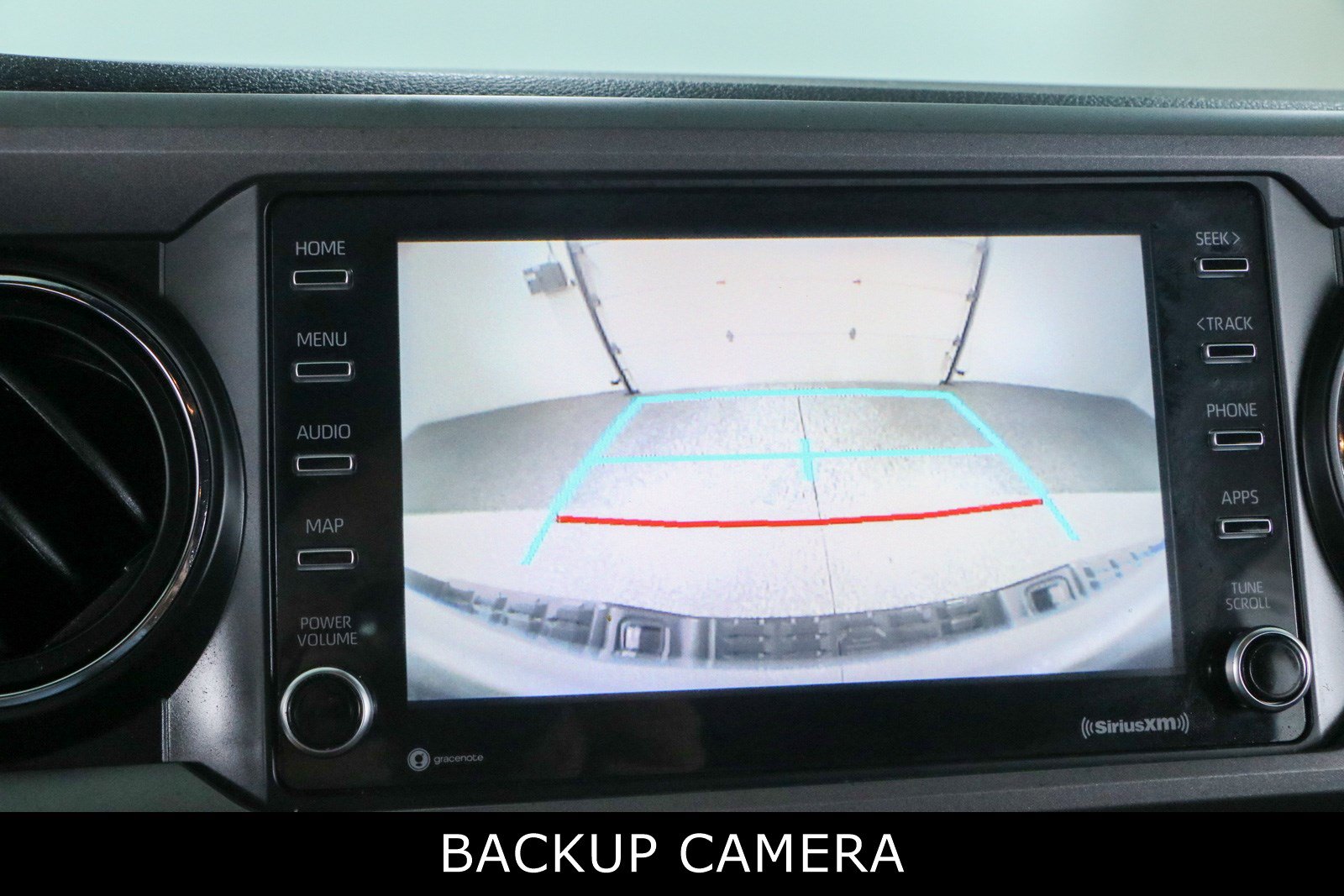 Used 2022 Toyota Tacoma TRD Sport w/ Technology Package AWD/4WD image 19