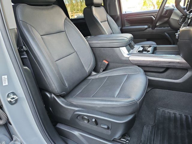 Used 2024 Chevrolet Silverado 2500 LTZ w/ LTZ Plus Package AWD/4WD image 20