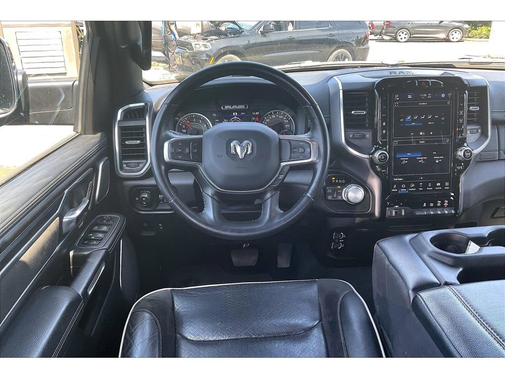 Used 2023 RAM 1500 Laramie AWD/4WD image 5