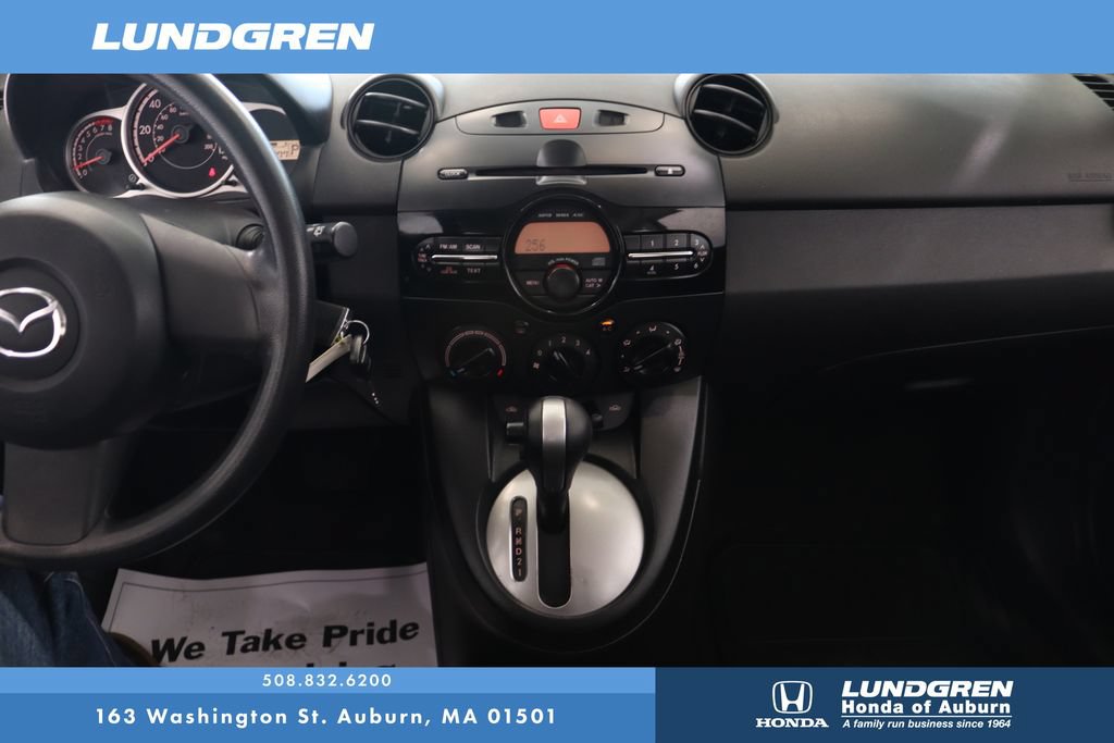 Used 2013 MAZDA MAZDA2 Sport FWD image 20