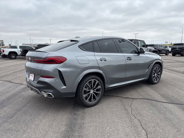 Used 2025 BMW X6 xDrive40i w/ Climate Comfort Package AWD/4WD image 5