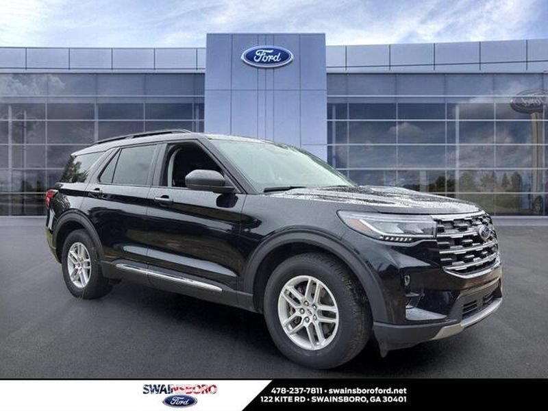 Used 2025 Ford Explorer Active w/ Active Comfort Package RWD image 1