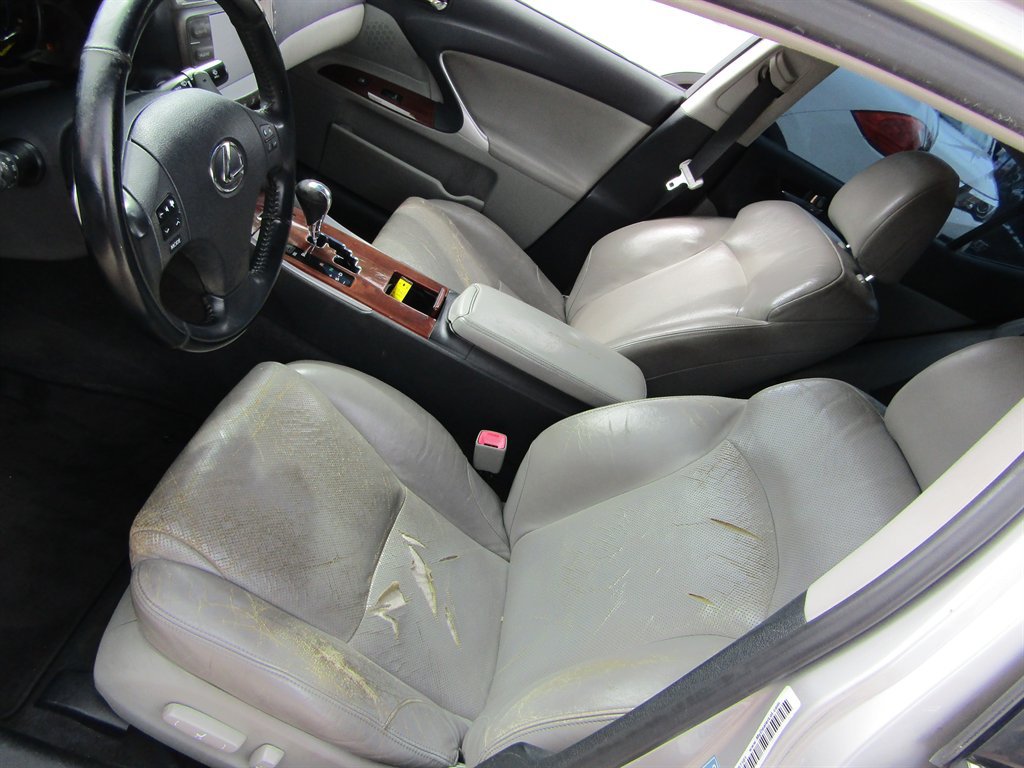 Used 2007 Lexus IS 250 RWD image 9