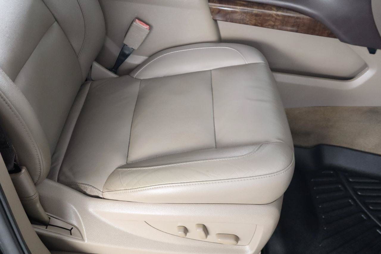 Used 2018 Chevrolet Tahoe LT RWD image 40