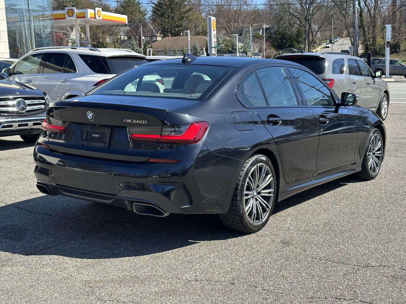Used 2022 BMW M340i xDrive w/ Premium Package AWD/4WD image 3