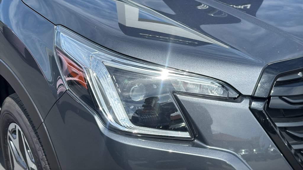 Certified 2024 Subaru Forester Premium AWD/4WD image 8