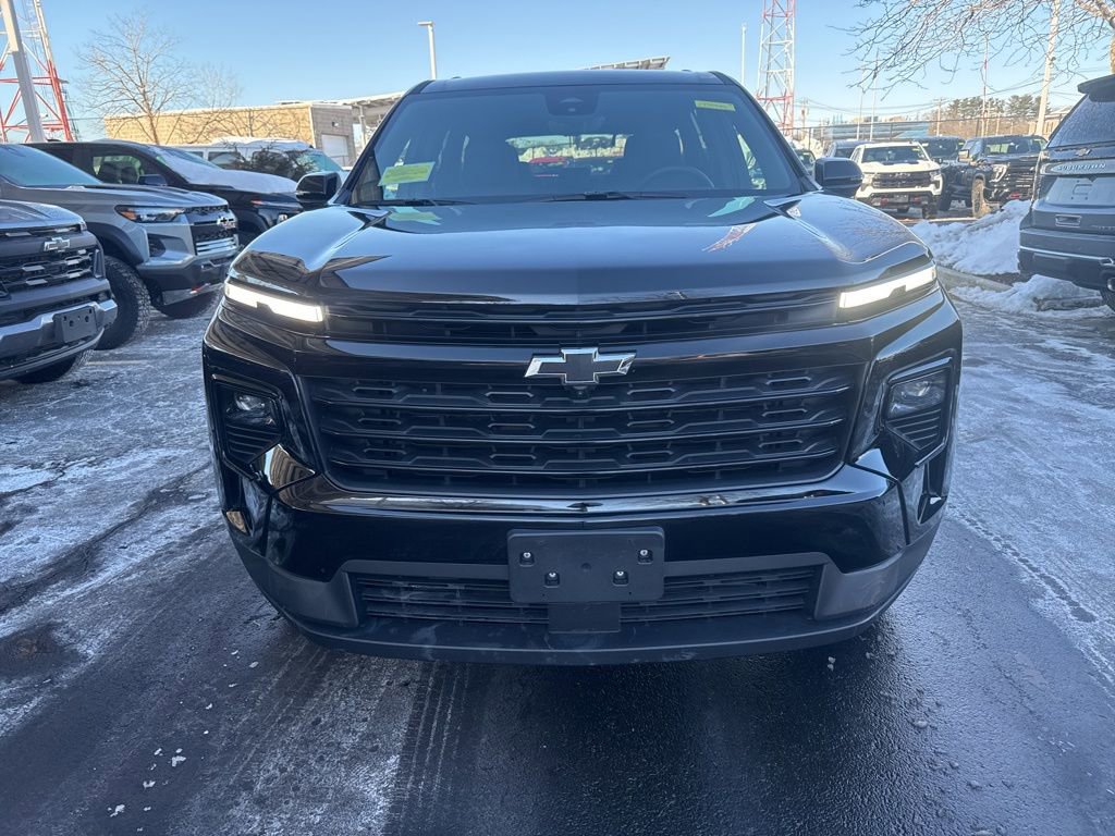 New 2026 Chevrolet Traverse LT w/ Midnight/Sport Edition image 2