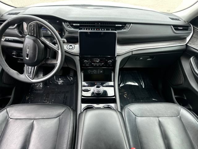 Used 2023 Jeep Grand Cherokee L Limited w/ Black Appearance Package AWD/4WD image 20