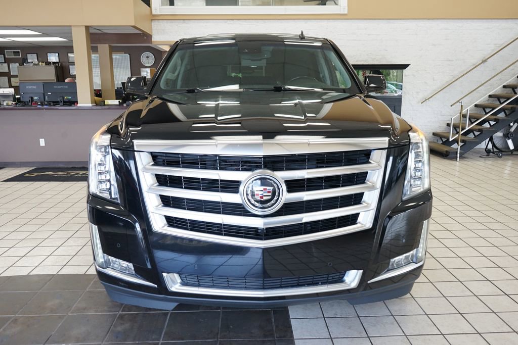 Used 2015 Cadillac Escalade Premium AWD/4WD image 23