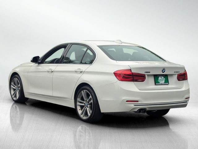 Used 2018 BMW 330i xDrive Sedan AWD/4WD image 6