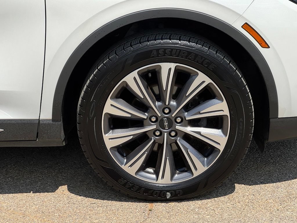Used 2021 Lincoln Corsair Reserve w/ Elements Package AWD/4WD image 7