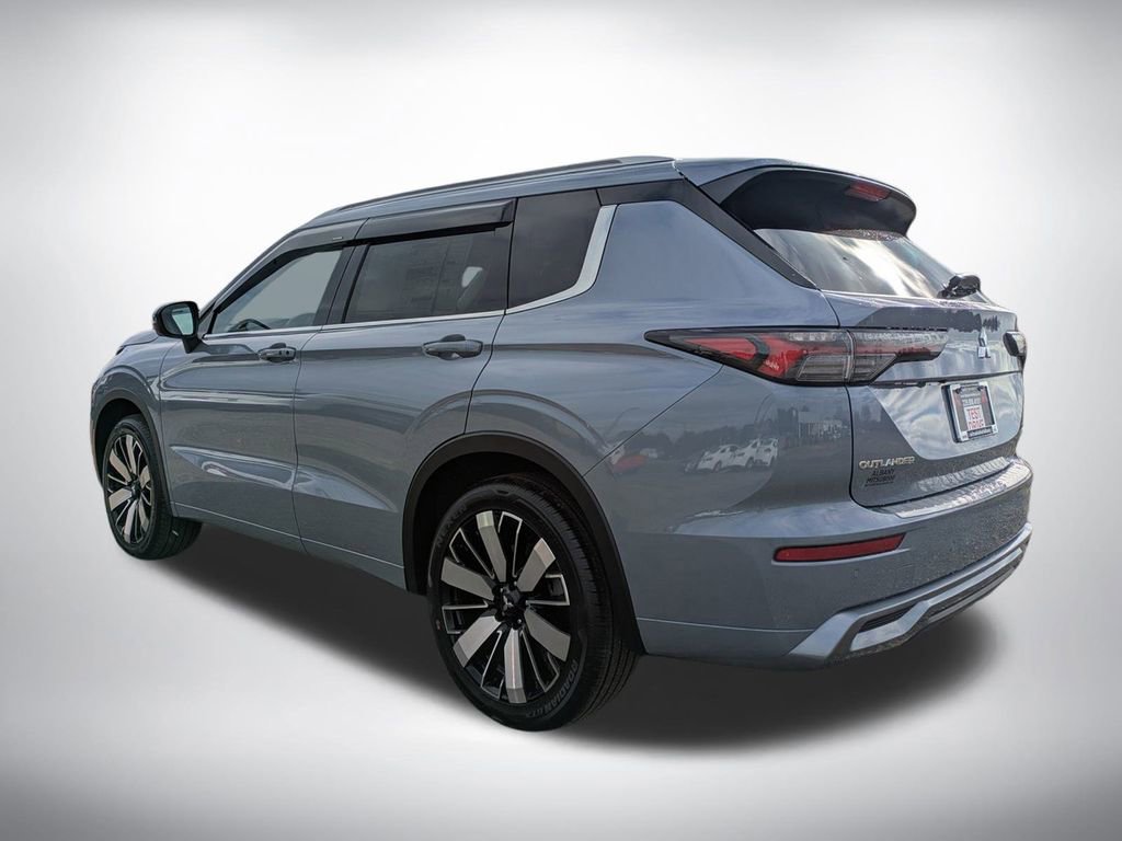 New 2026 Mitsubishi Outlander SEL image 5