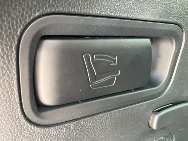 Used 2018 Hyundai Santa Fe Limited image 41