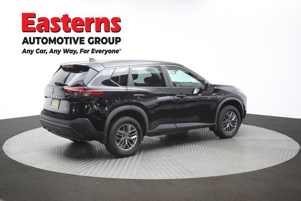 Used 2023 Nissan Rogue S AWD/4WD image 41