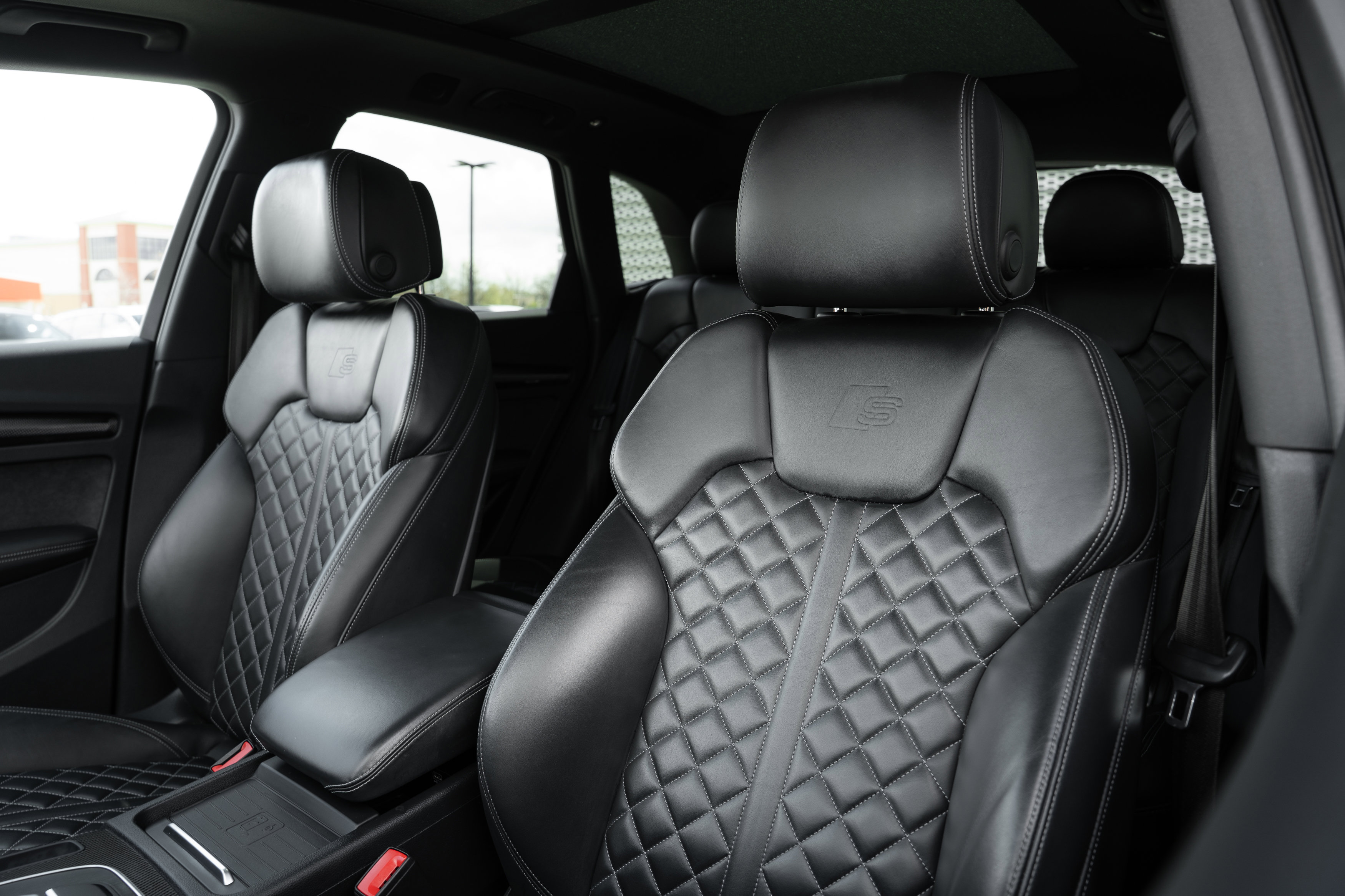 Used 2019 Audi SQ5 Premium Plus image 25