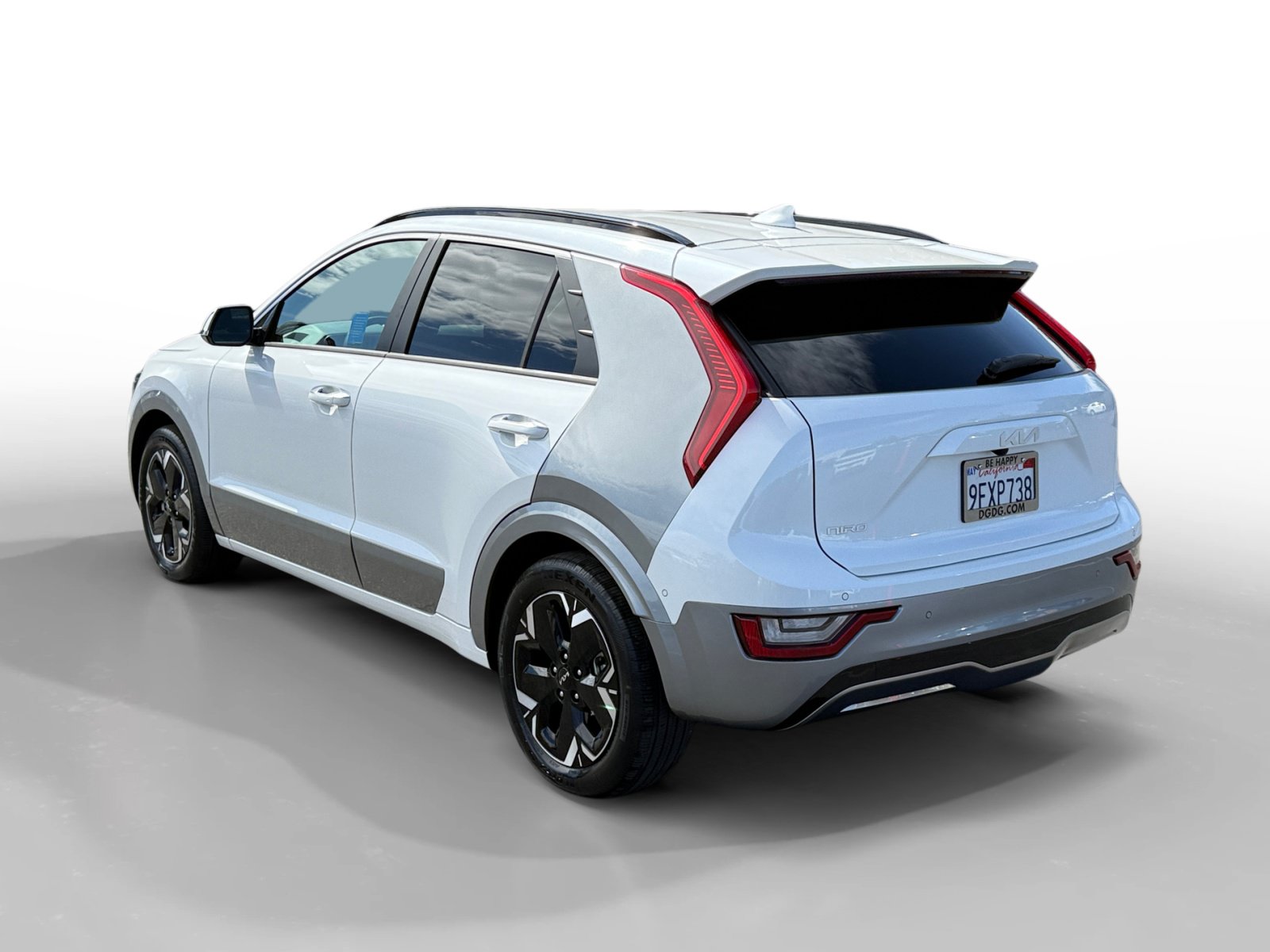Used 2023 Kia Niro Wave FWD image 3