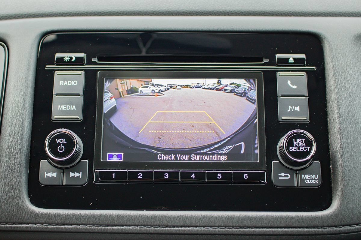 Used 2022 Honda HR-V LX image 27
