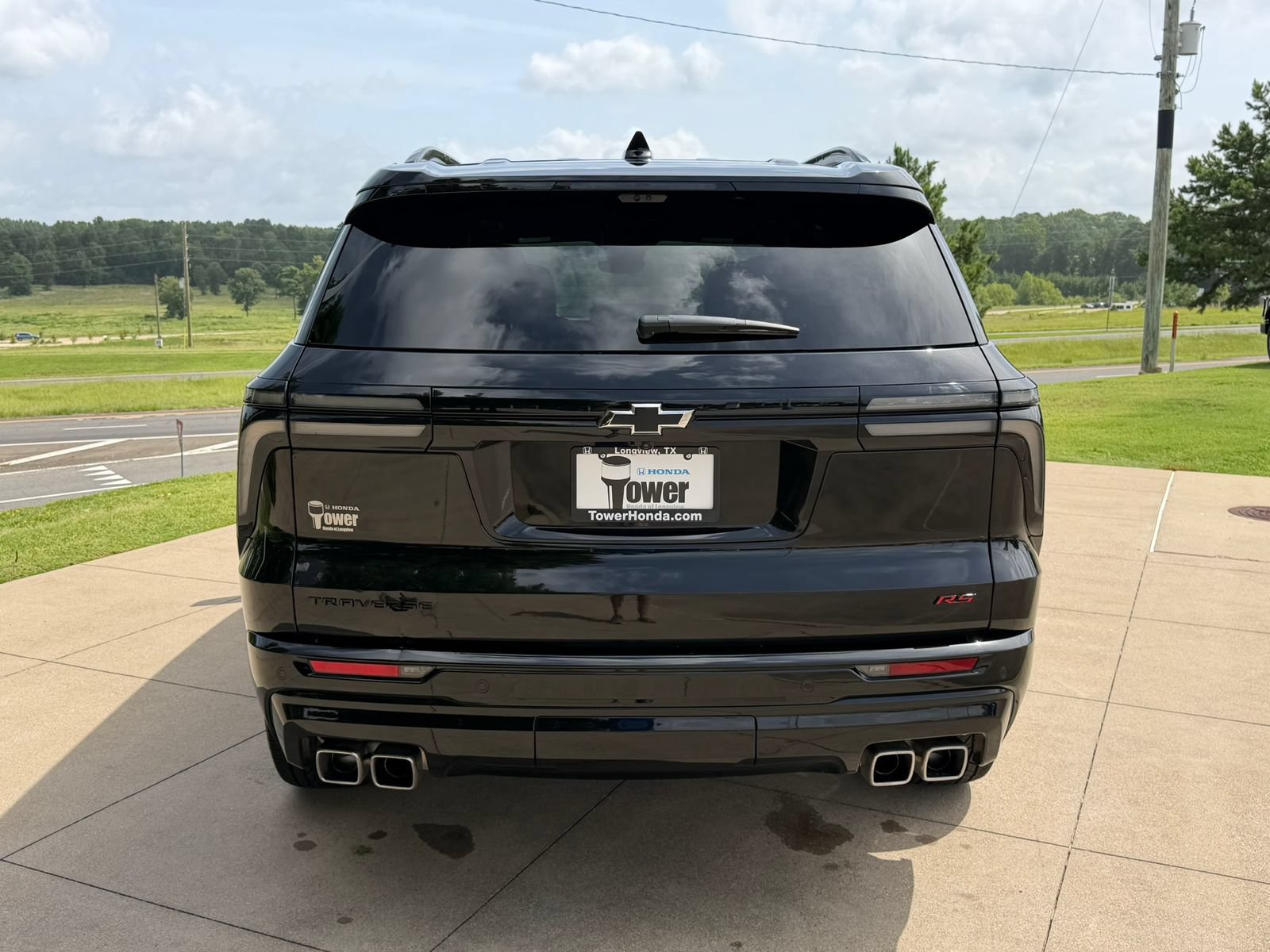 Used 2026 Chevrolet Traverse RS w/ LPO, Floor Liner Package FWD image 5
