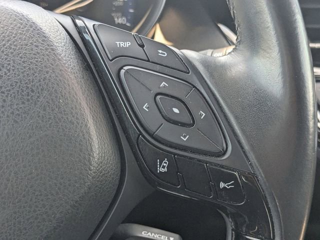 Used 2019 Toyota C-HR Limited FWD image 26