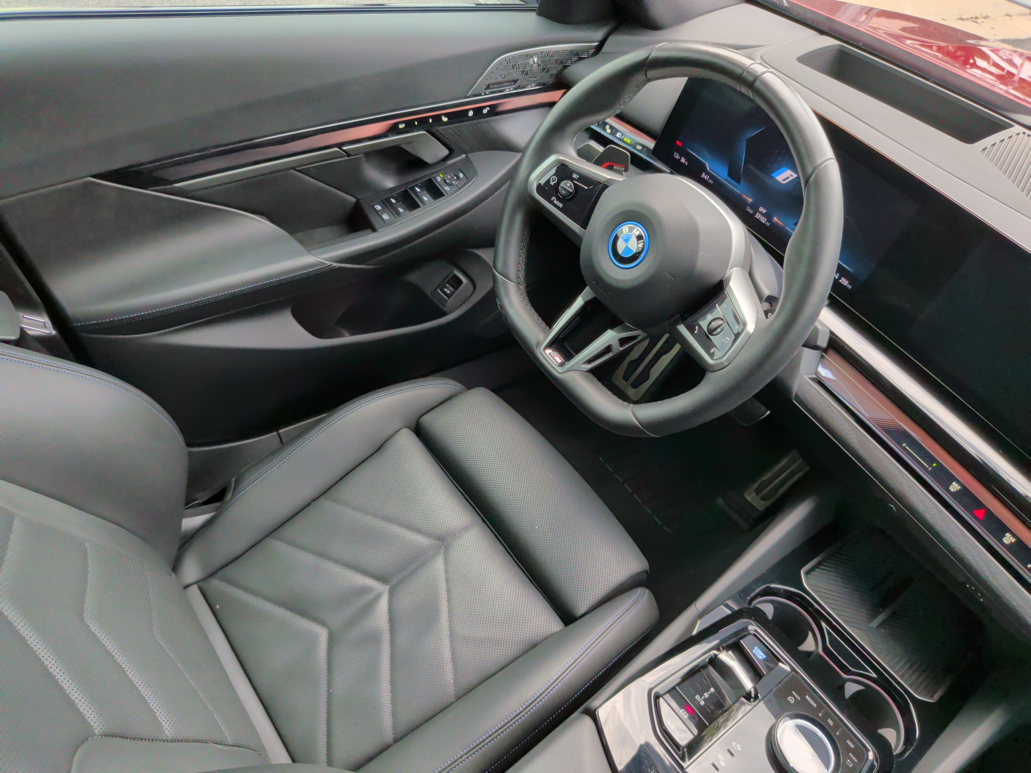 Used 2024 BMW i5 eDrive40i w/ M Sport Package RWD image 33