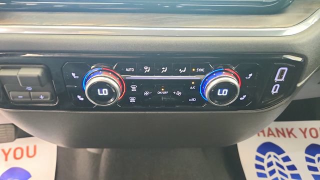 Used 2025 GMC Sierra 1500 SLT AWD/4WD image 17