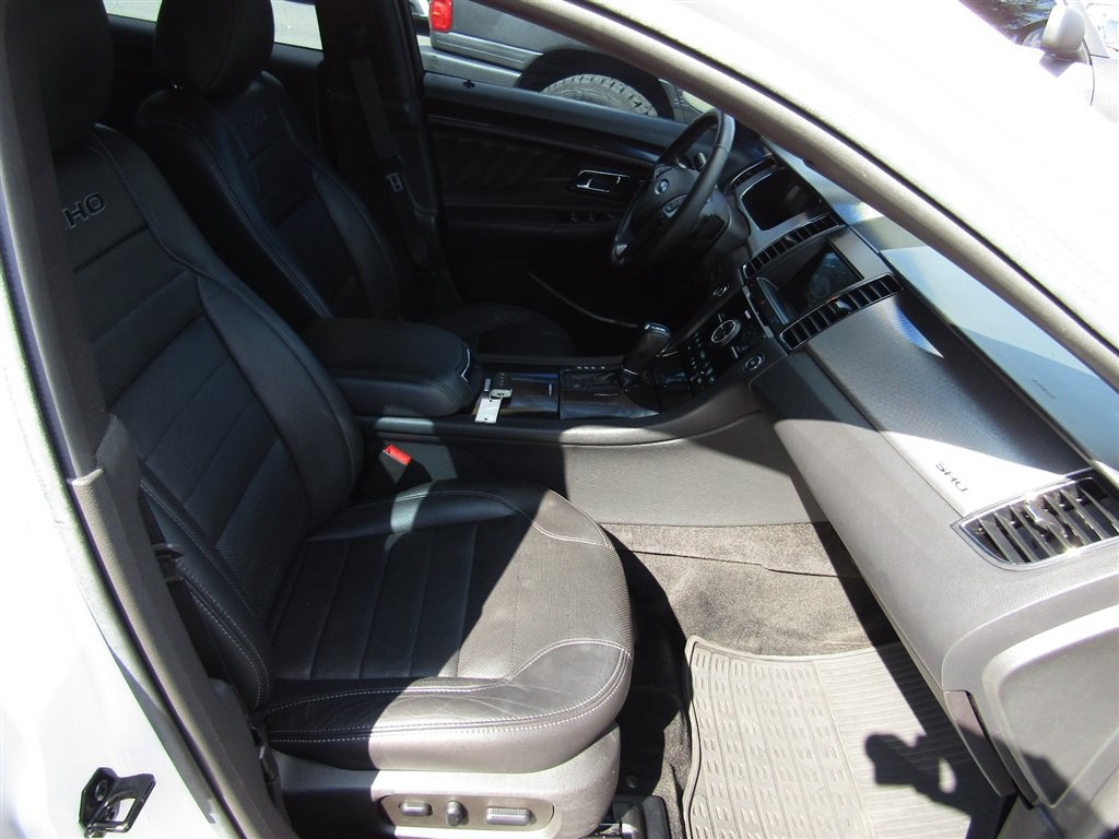 Used 2016 Ford Taurus SHO w/ Equipment Group 401A AWD/4WD image 20