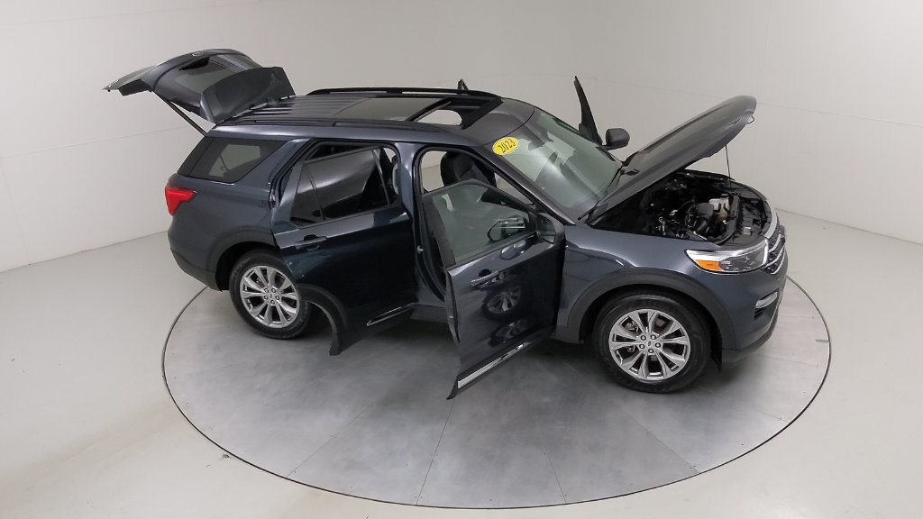 Certified 2023 Ford Explorer XLT w/ Equipment Group 202A AWD/4WD image 50