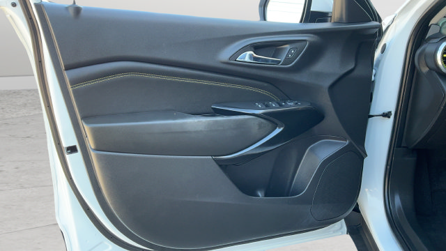 Used 2026 Chevrolet Trax LT FWD image 18