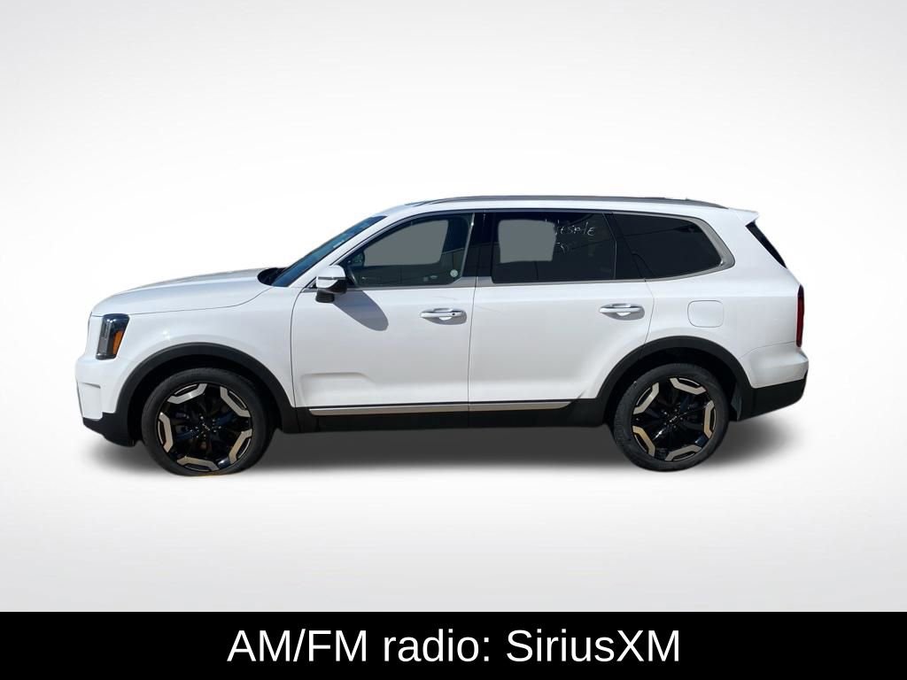 Used 2025 Kia Telluride S image 4